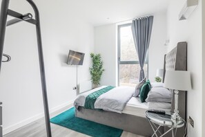 Bügeleisen/Bügelbrett, WLAN, Bettwäsche