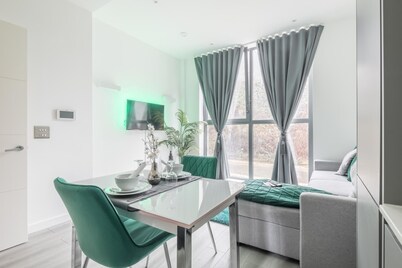 Entire rental unit in Linford Wood