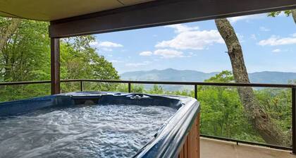 Long-range VIEWS at 4700' -Hot Tub, Fire Pit, Game Room, Wet Bar, and Grill!