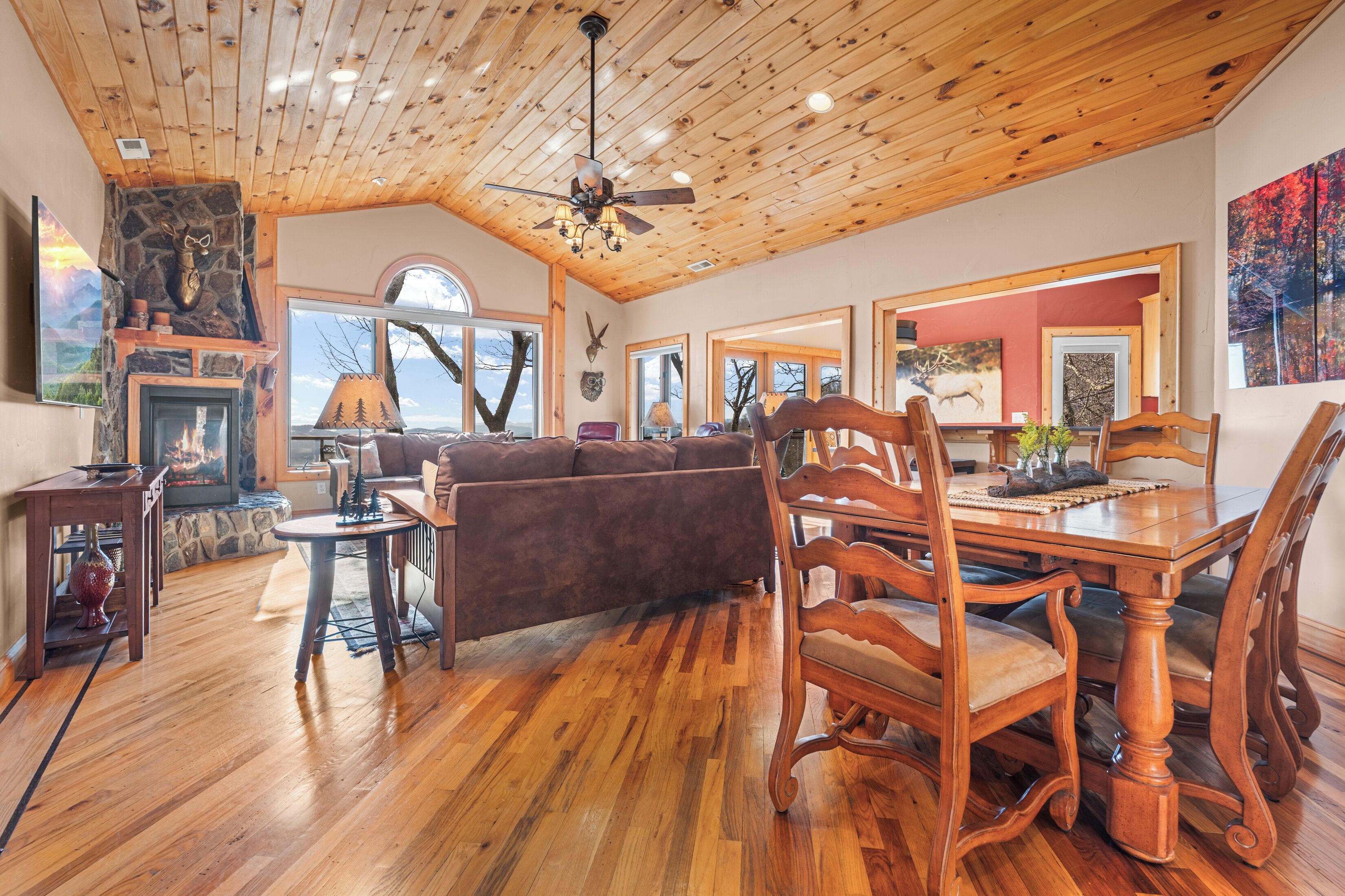 Smart-TV, peis, videospill og fotballspill