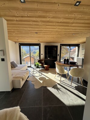 Living area - Charming village house entirely renovated (Manigod)