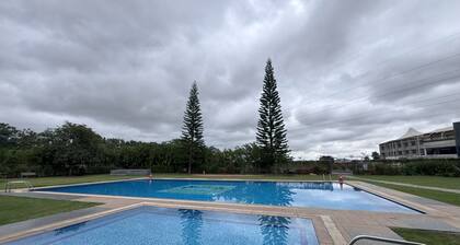 Delightful villa with AC in scenic Nandi Hills