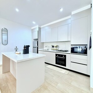Microwave, oven, stovetop, dishwasher