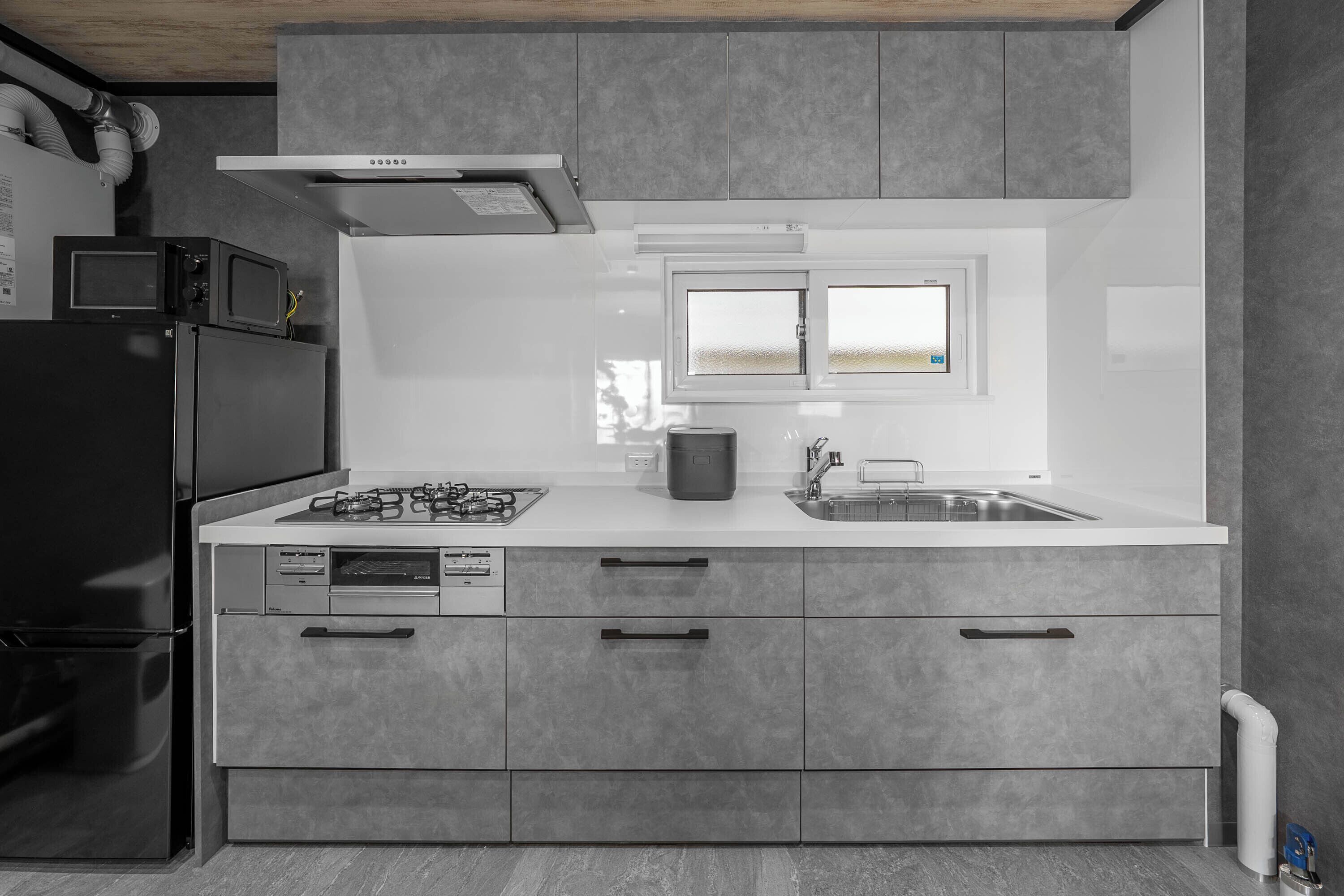 Fridge, microwave, stovetop, toaster