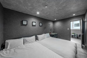 Iron/ironing board, free WiFi