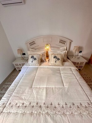 1 bedroom, iron/ironing board, WiFi, bed sheets - Comfort and Charm – Tunisian Style (Tunis)