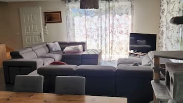 TV, stereo