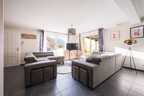 Televisión, estéreo