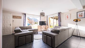 Televisión y estéreo