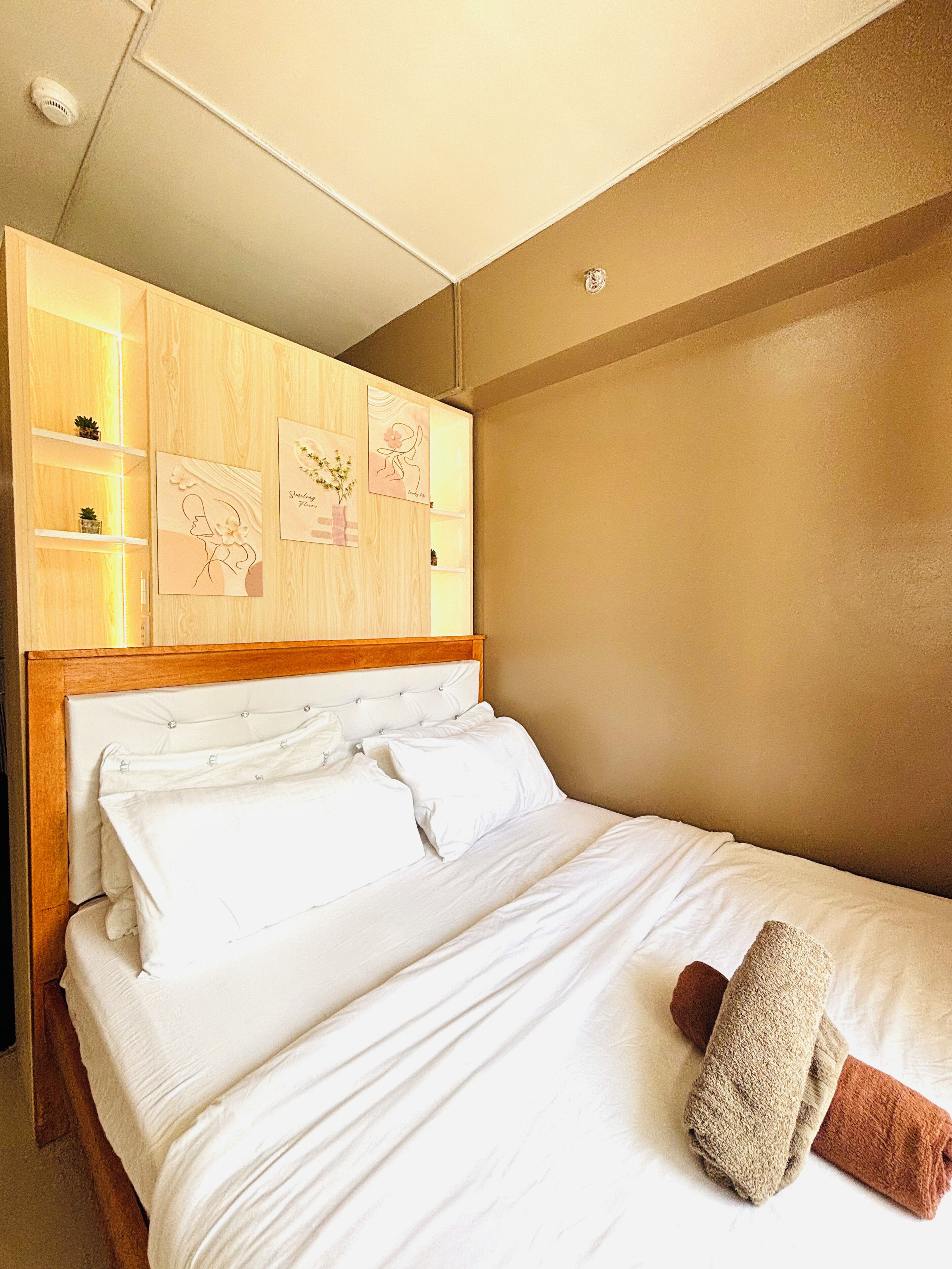 1 makuuhuone, silitysrauta/-lauta, internet, vuodevaatteet