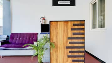 House | Reception