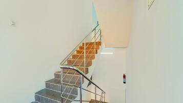 House | Bahagian dalam