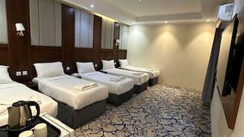 Minibar, in-room safe, soundproofing, free WiFi