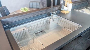 Fridge, microwave, stovetop