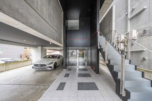 ด้านหน้าที่พัก