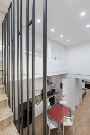 Interior - In the heart of the historic center of Palermo, new and welcoming holiday home (Palermo)
