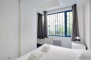 1 habitación, tabla de planchar con plancha y acceso a internet