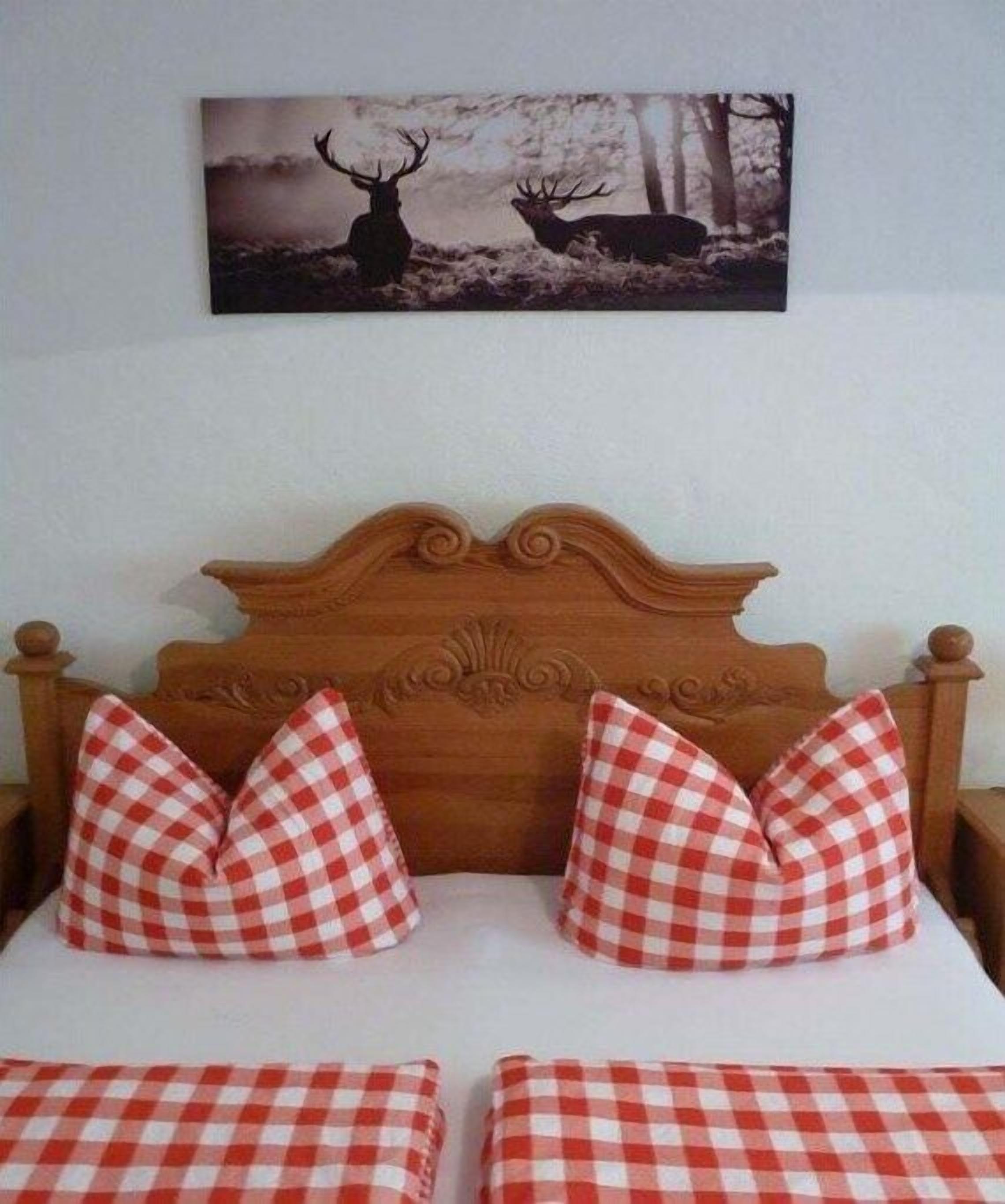 2 dormitorios, tabla de planchar con plancha, wifi gratis y ropa de cama