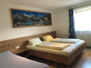 4 Schlafzimmer, Internetzugang, Bettwäsche