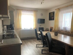 Microwave, stovetop, dishwasher