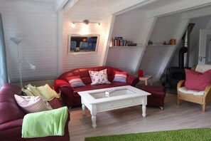 TV, fireplace, DVD player, stereo