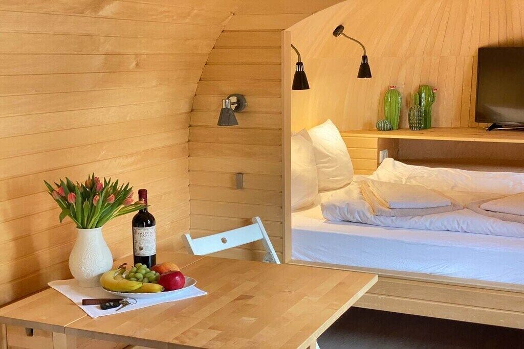 1 bedroom, travel crib, free WiFi