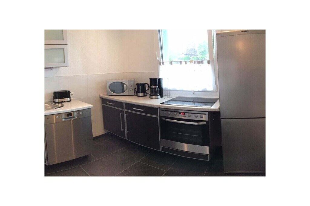 Kühlschrank, Ofen, Herdplatte, Geschirrspüler