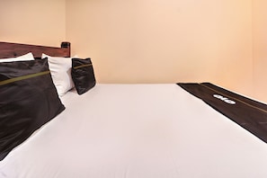 Habitación doble Deluxe | Wifi gratis y ropa de cama 