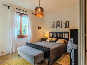2 bedrooms, Internet