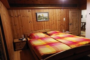 2 Schlafzimmer, Bügeleisen/Bügelbrett, Internetzugang, Bettwäsche