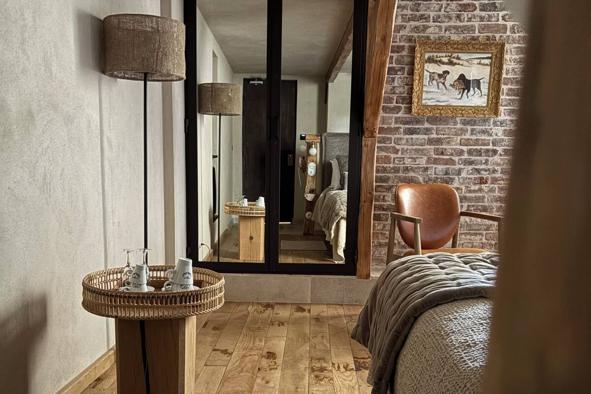 Room 1 | Minibar, in-room safe, blackout drapes, soundproofing