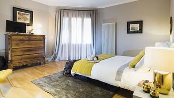 2 camere, ferro/asse da stiro, culla da viaggio, Wi-Fi gratuito