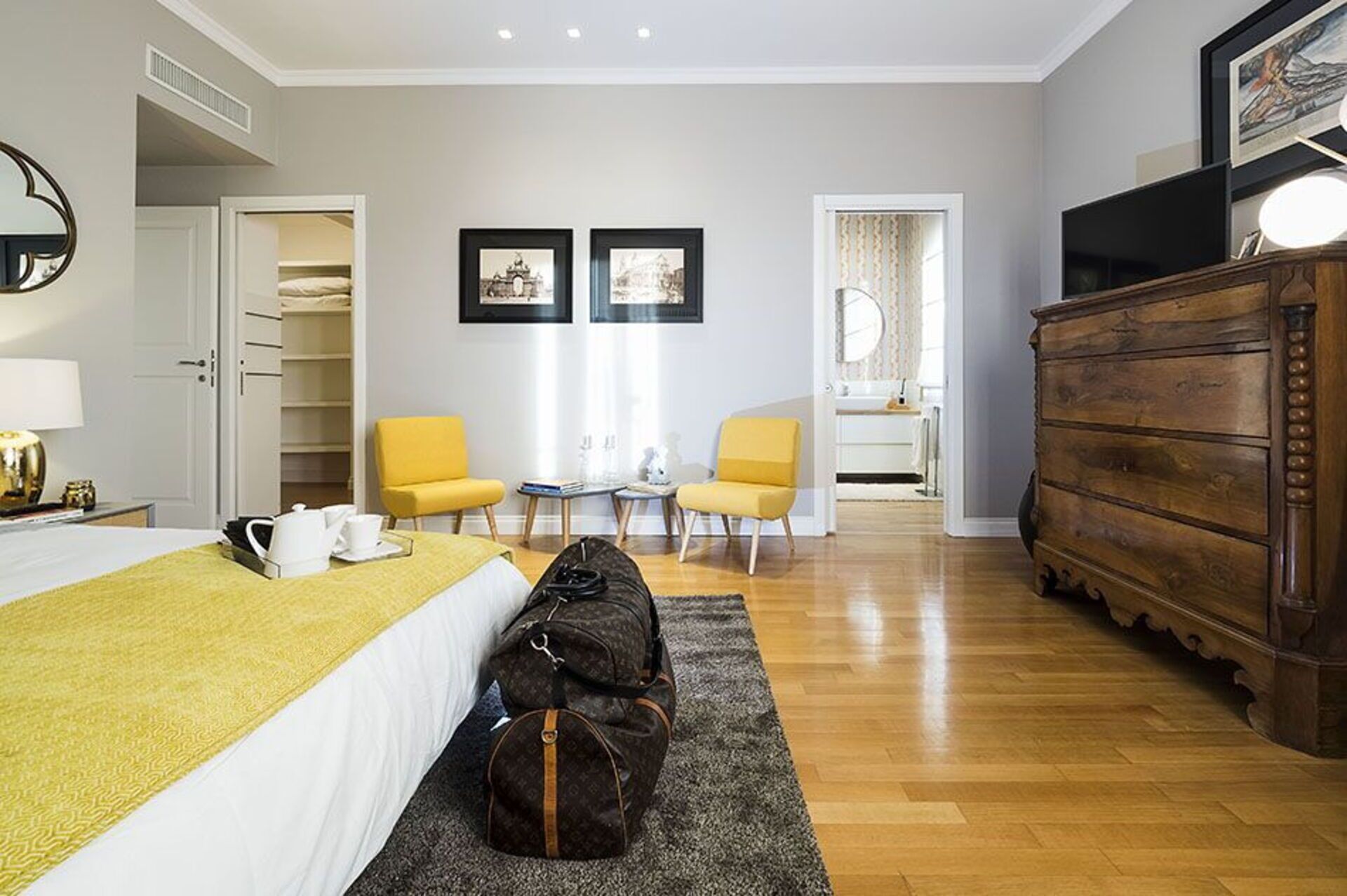 2 camere, ferro/asse da stiro, culla da viaggio, Wi-Fi gratuito