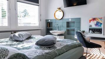 4 Schlafzimmer, Bügeleisen/Bügelbrett, Internetzugang, Bettwäsche