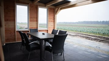 Buiten dineren