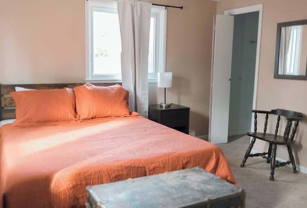 3 chambres, fer et planche à repasser, Wi-Fi, literie fournie