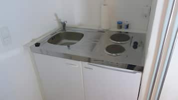 Fridge, microwave, stovetop, coffee/tea maker