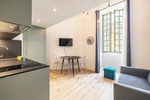 Smart TV, offices