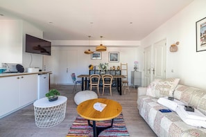 Smart TV, offices - Cozy 2 bedroom apartment in the heart of Cannes (Cannes)