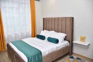 1 bedroom, iron/ironing board, internet, bed sheets