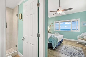 2 bedrooms, iron/ironing board, travel cot, WiFi
