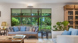 Uklassifisert bilde, 5 av 19, knapp