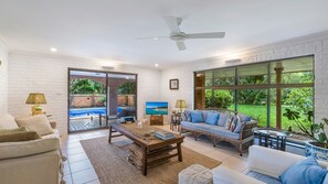 Uklassifisert bilde, 2 av 19, knapp