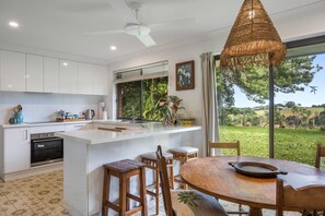 Microwave, stovetop, dishwasher