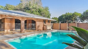 Uklassifisert bilde, 4 av 19, knapp