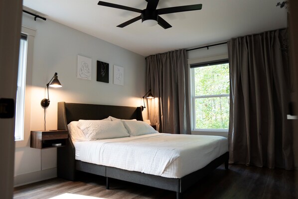 1 chambre, fer et planche à repasser, accès au Wi-Fi (inclus)