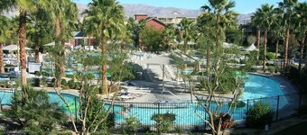 #2B1# 2BR 2Bath Worldmark sleep 6 Coachella Stagecoach 7 mile private shuttle