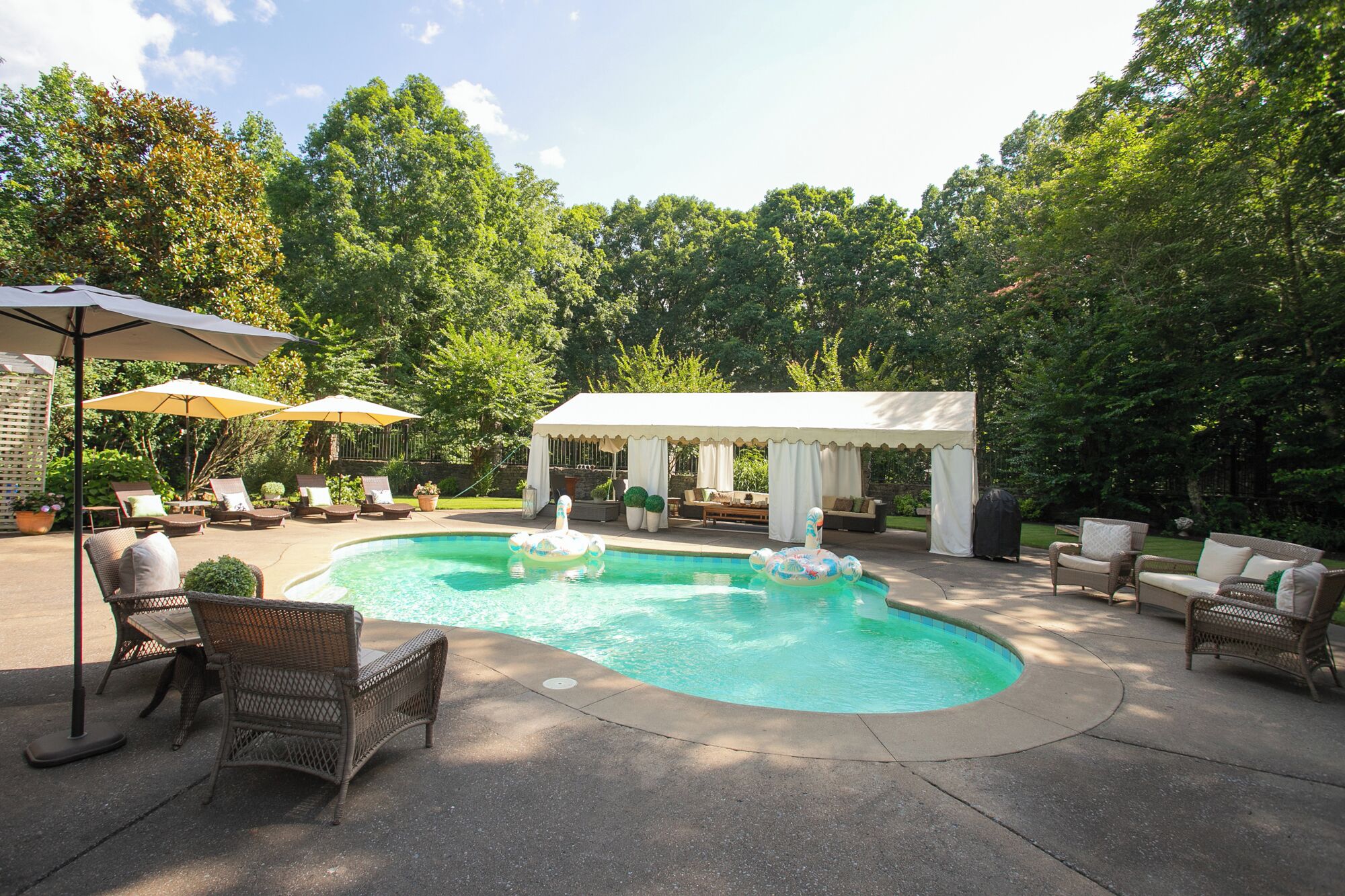 Pool