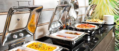 Tägliches inbegriffenes Frühstücksbuffet