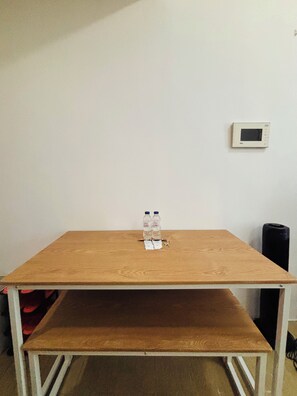 Rom, 1 soverom, balkong, byutsikt | Innvendig